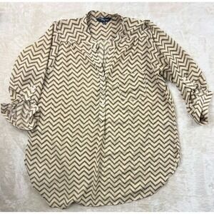 EUC Riley James Olive Green Chevron Zigzag Button Tab Sleeve Blouse Plus Size 2X